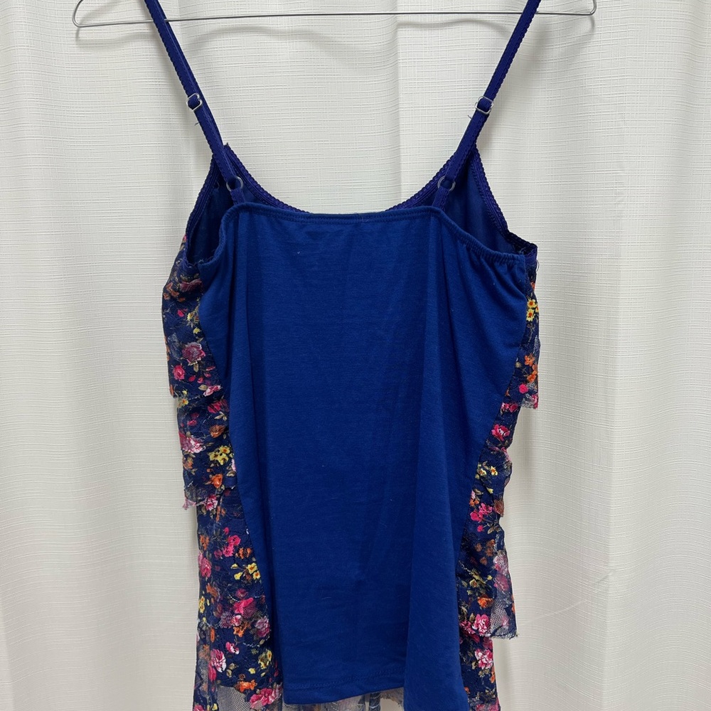 Floral Ruffle cami - Picture 3 of 3